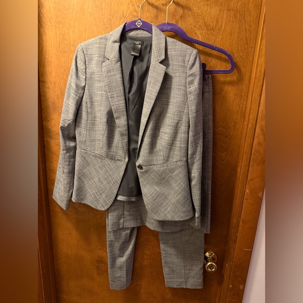 Ann Taylor Classic Gray Women's Suit Set